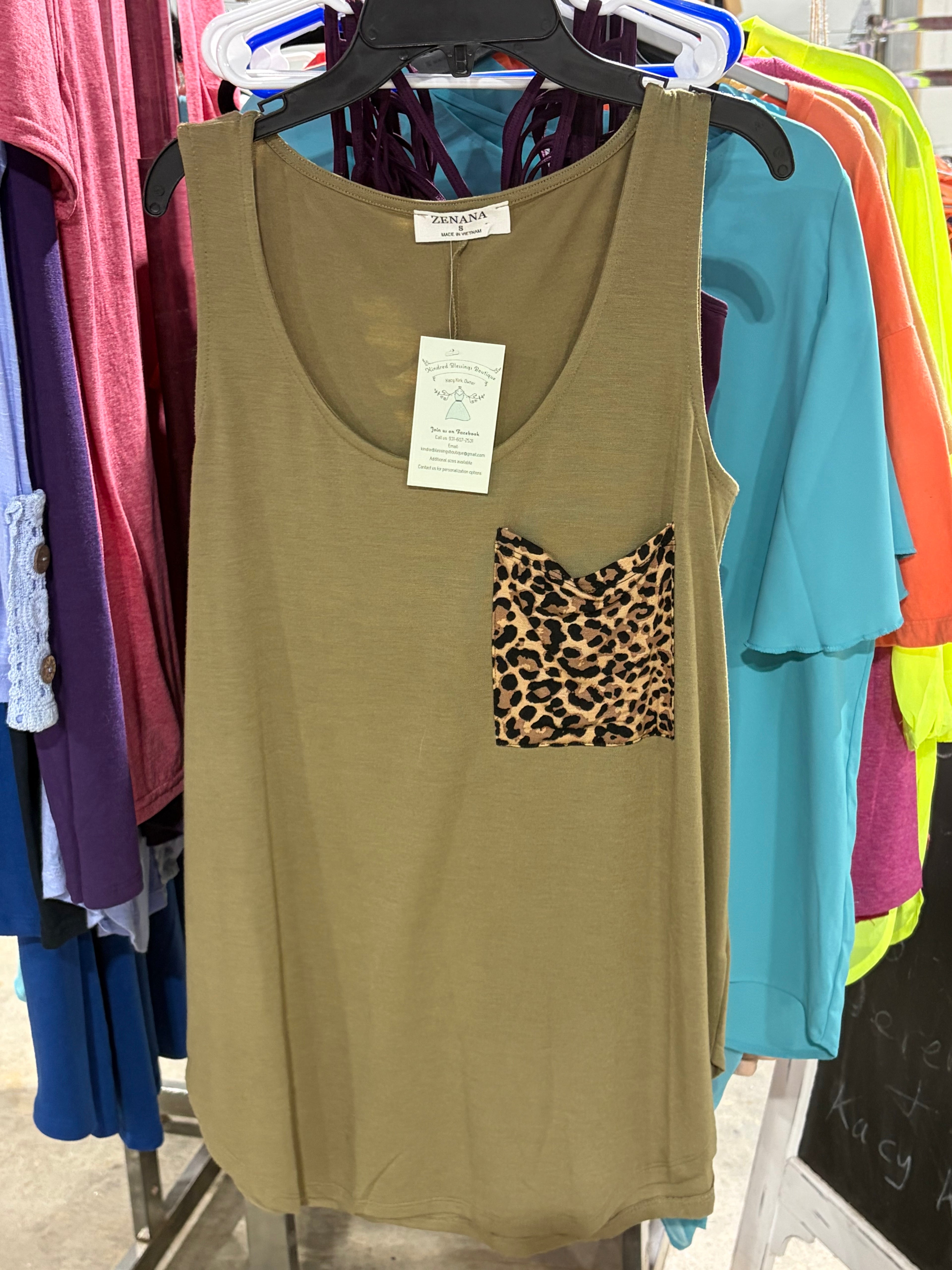 Leopard pocket green sleeveless